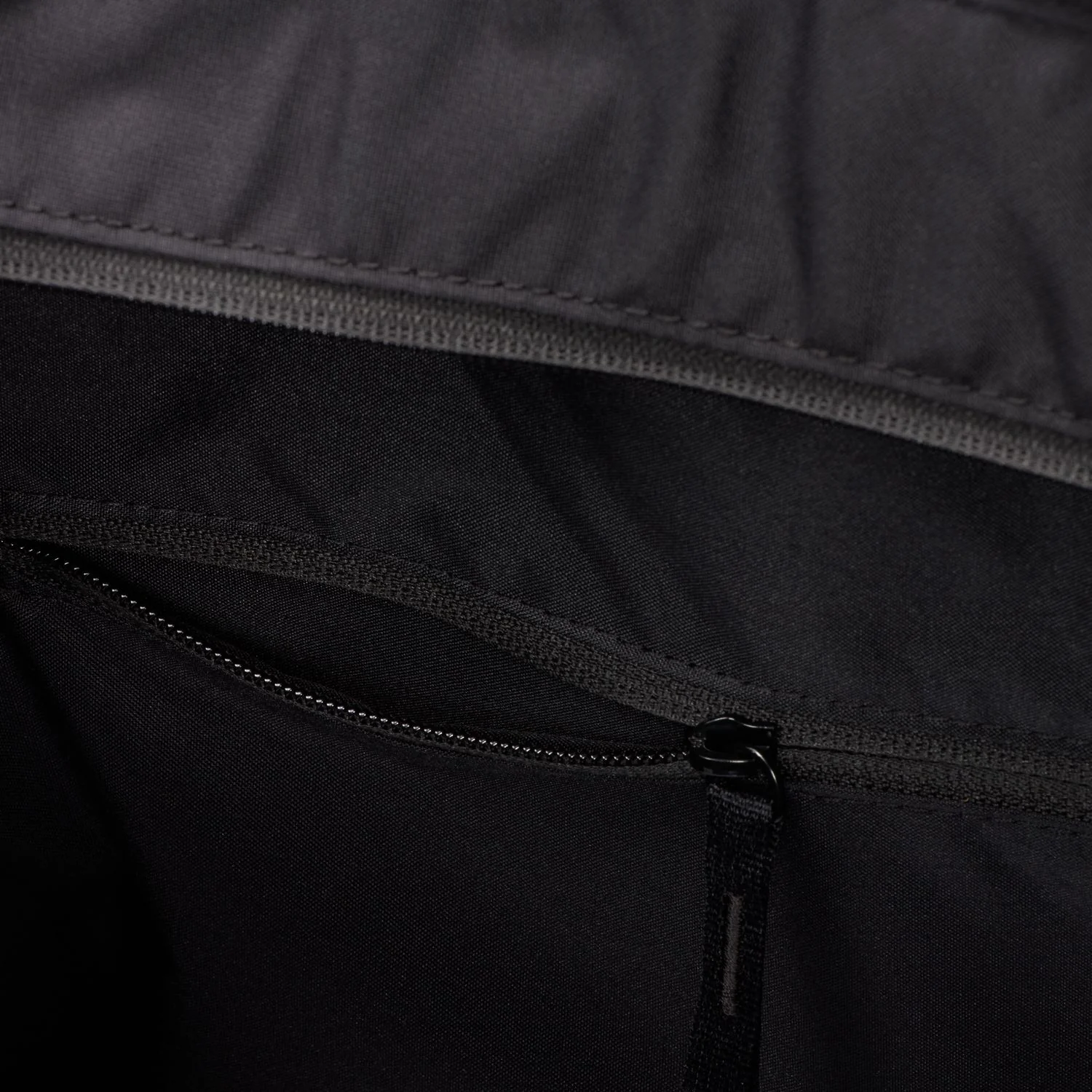 Gym Tote - 28L - Image 6
