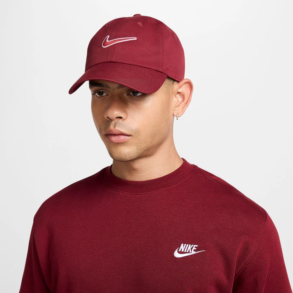 Nike Club Cap Swoosh Strapback - Image 2