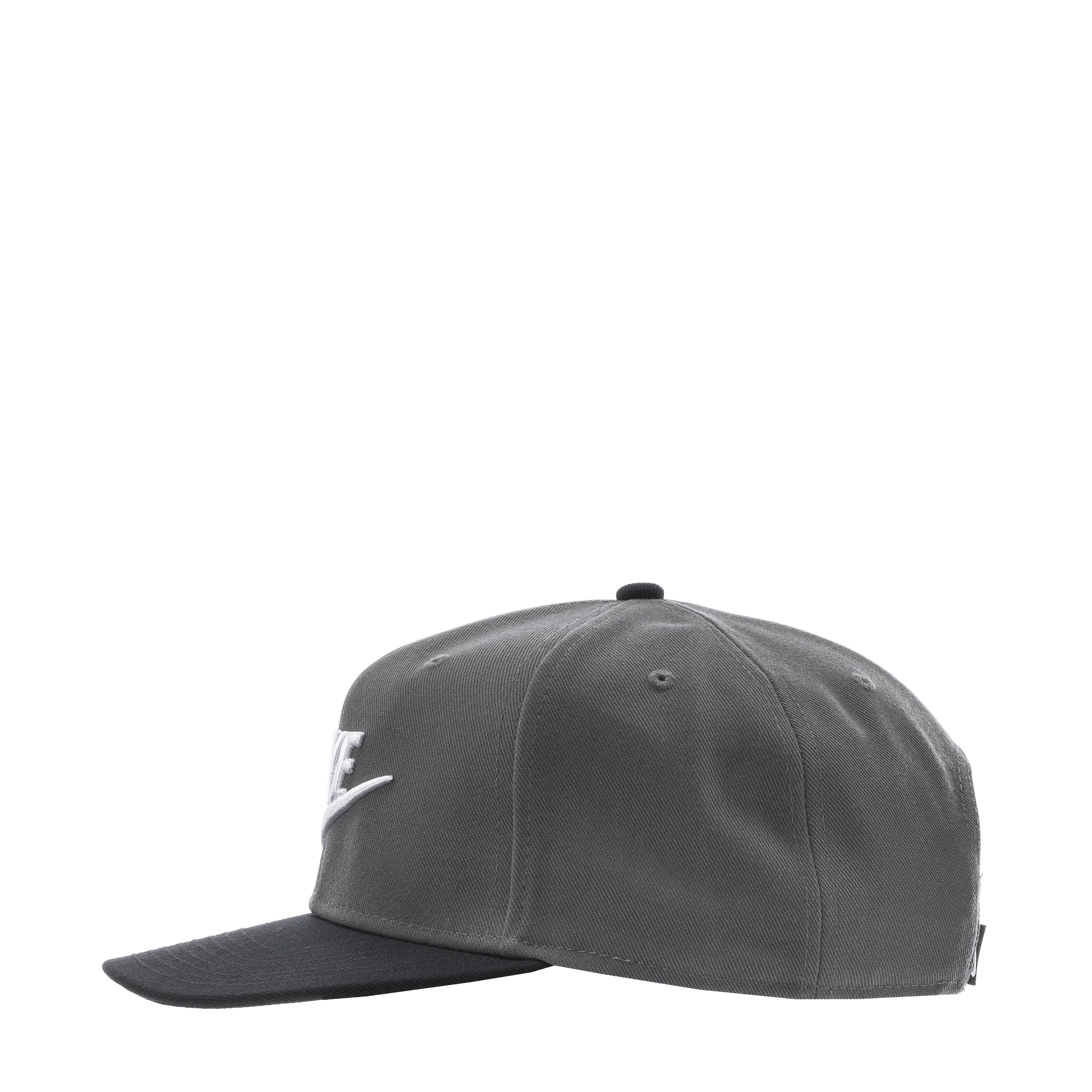 Nike Dri-FIT Pro Cap Futura Wool Snapback - Image 3