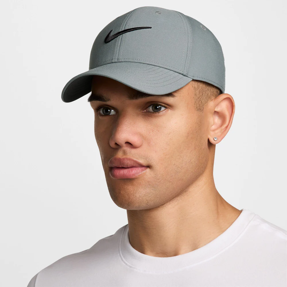 Nike Dri-Fit Club Cap Structured Swoosh Performance Strapback - Image 4