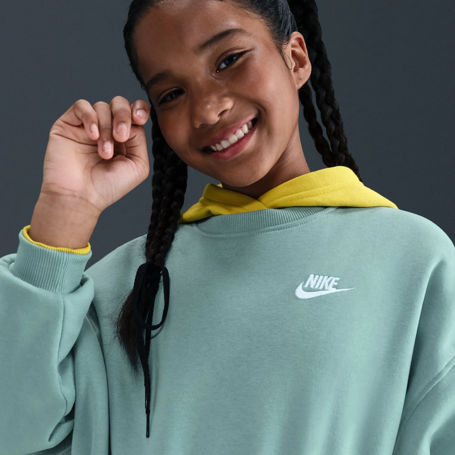 Club Fleece Boxy Crew - Youth - Image 4