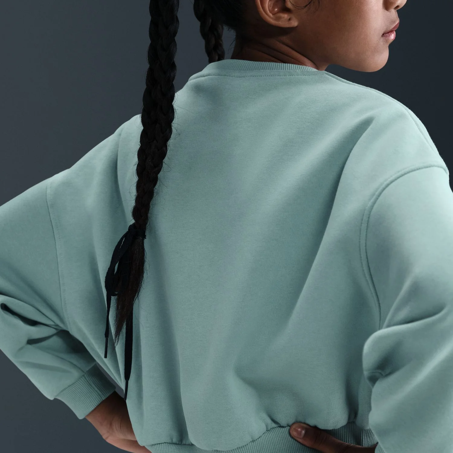 Club Fleece Boxy Crew - Youth - Image 6