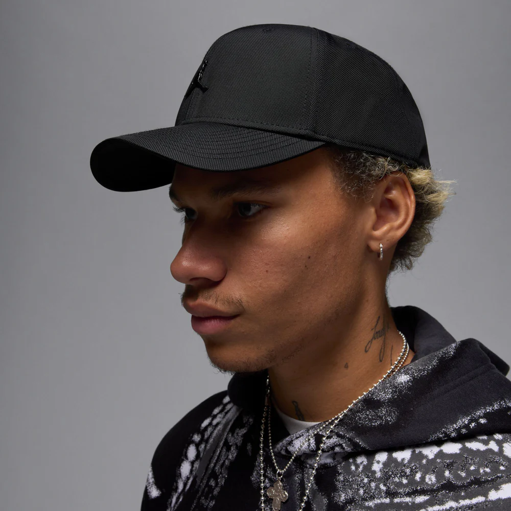 Jordan Rise Cap Structured Curved Bill Metal Jumpman Strapback - Image 4