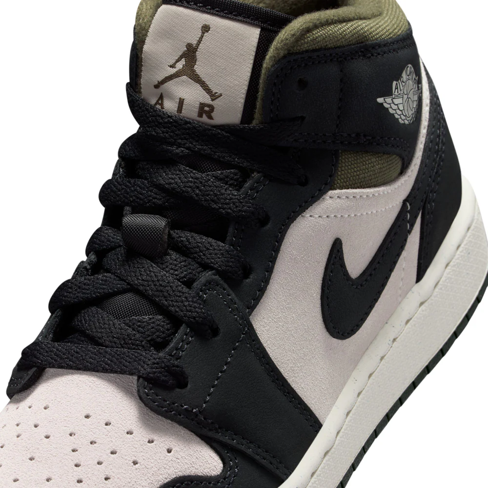 AJ 1 Mid -Youth - Image 6