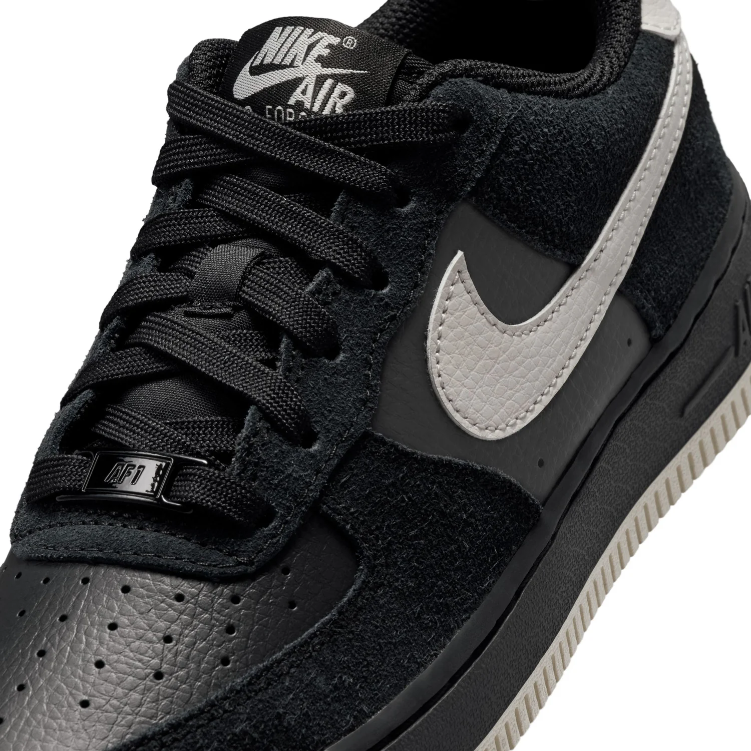Air Force 1 LV8 2 - Youth - Image 6