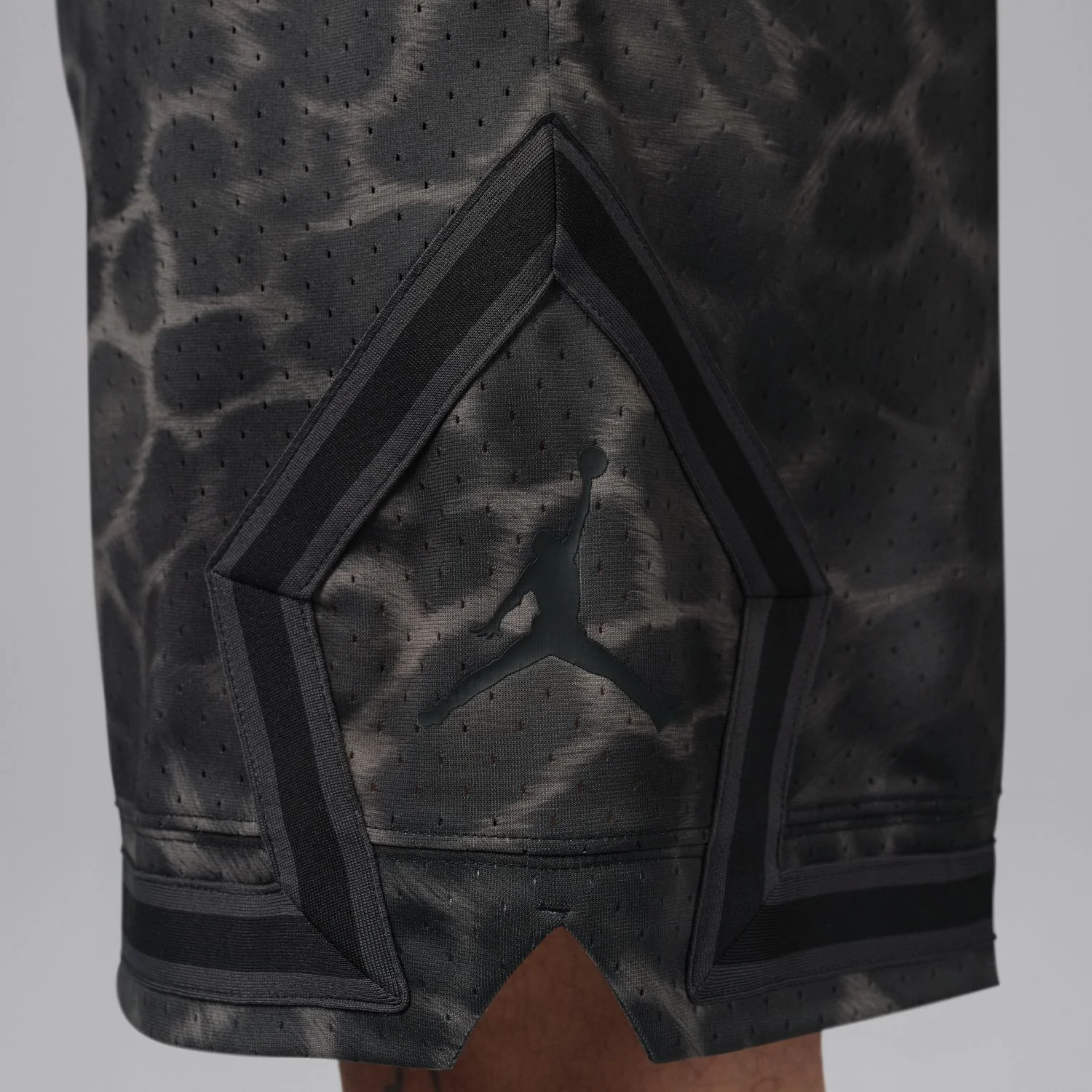 Diamond AOP Short -Mens - Image 6