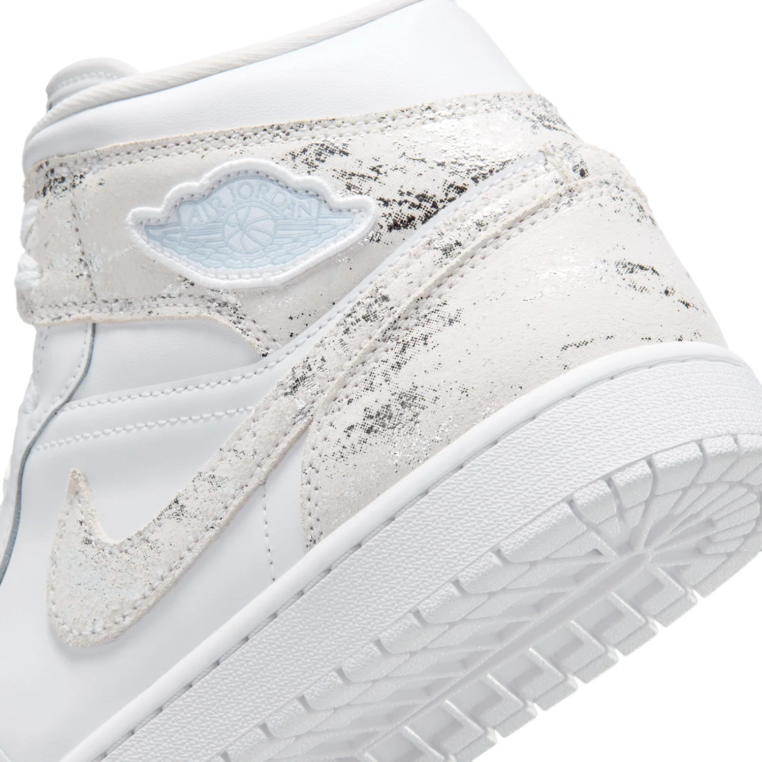 AJ 1 Mid SE - Mens - Image 8