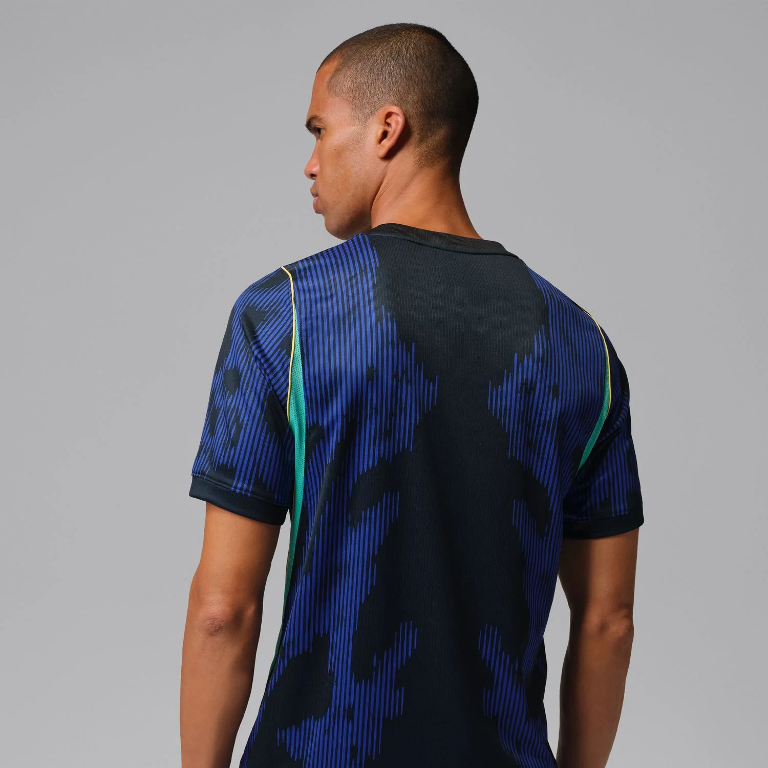 Brazil 26/27 Replica Away Jersey - Mens - Image 8